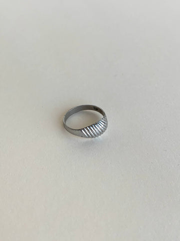 Sterling ridged ring